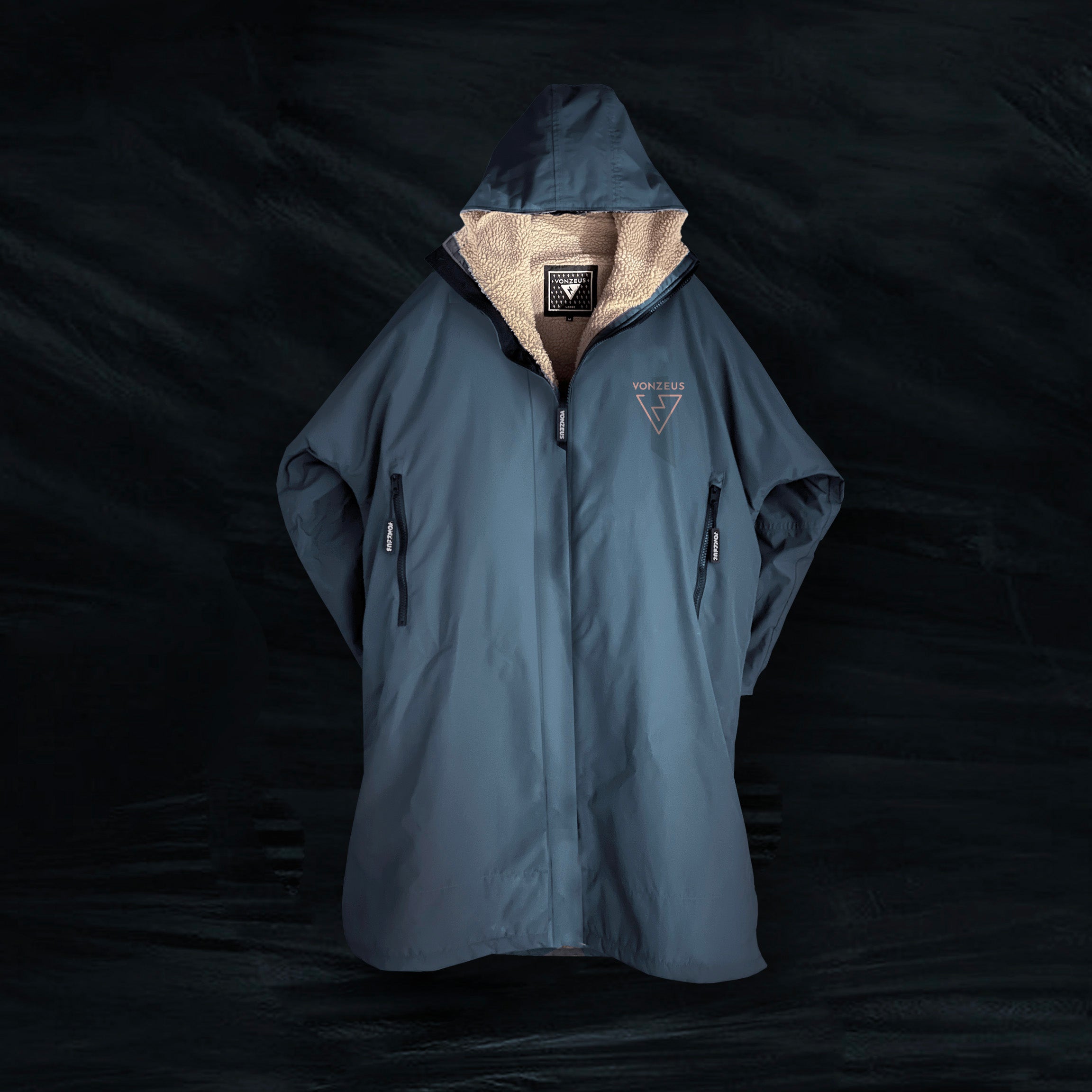 VONZEUS DRY CHANGING ROBE in LIGHTNING BLUE