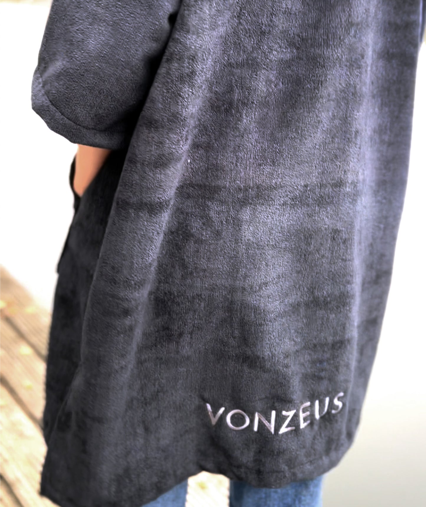 X-ROBE INNER - JET BLACK TOWEL PONCHO